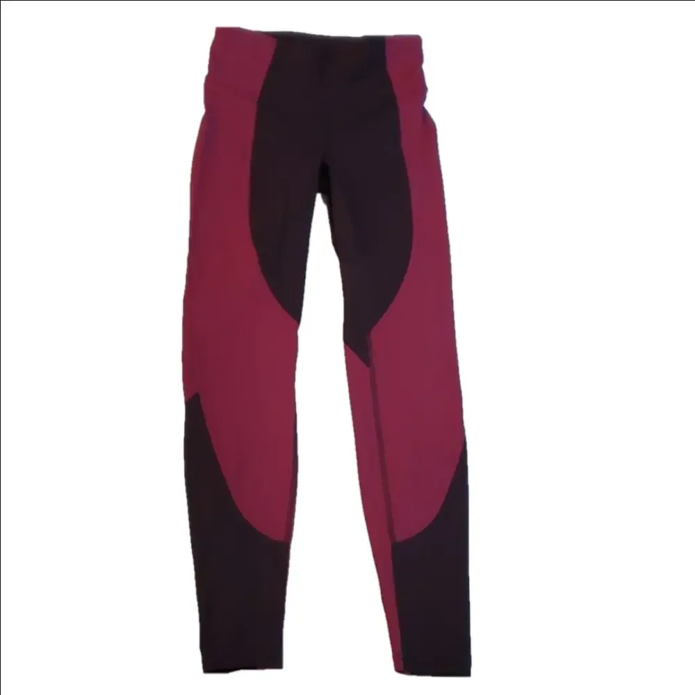 #803 Lululemon leggings size 6 b579.